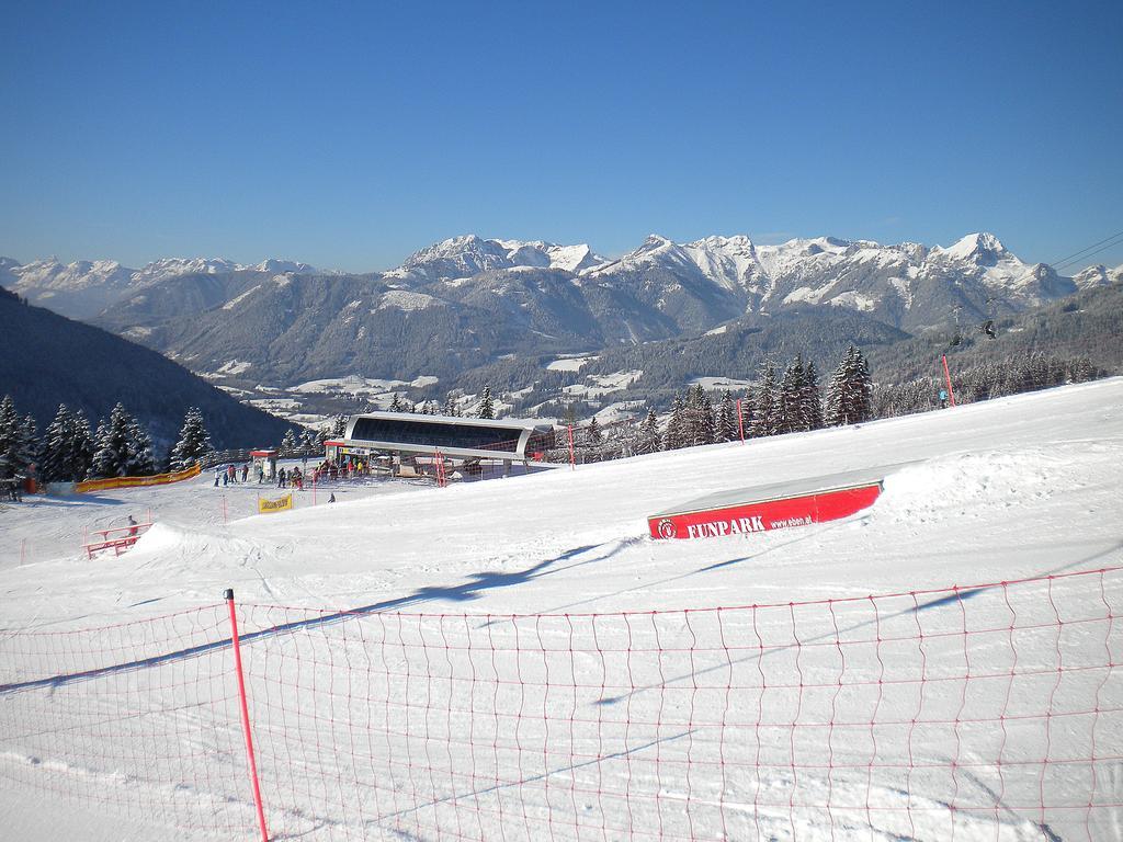 Apparthotel Restaurant Steiners Eben Im Pongau Exterior foto