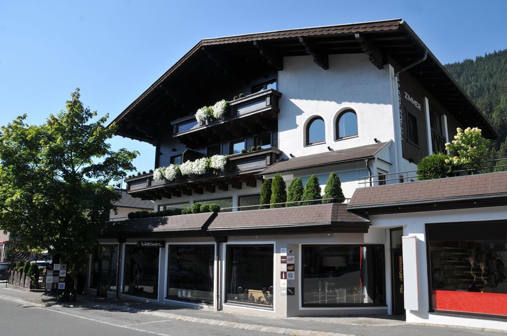 Apparthotel Restaurant Steiners Eben Im Pongau Exterior foto